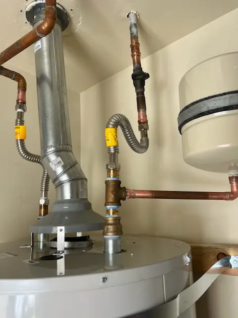 Water heater installation and plumbing repair in Lake Talmadge